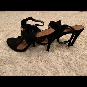 Vince Camino vegan suede heel - Size 7